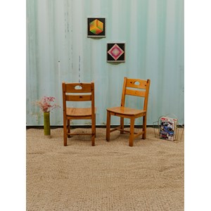 Lot de 2 chaises en bois n°852