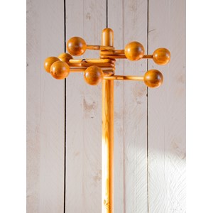 Charlie, le porte-manteau en bois n°168
