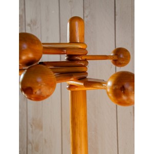 Charlie, le porte-manteau en bois n°168