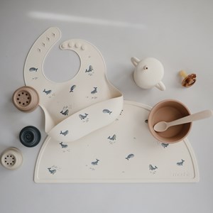 Bavoir à poche en silicone baleine