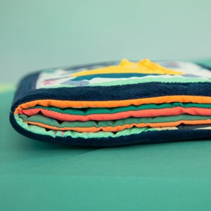 Livre d'activités jules j'apprends à m'habiller