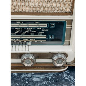Nour, la radio vintage en bois n°34