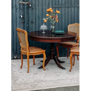 Romy, la table à manger en bois n°505