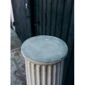 Hanna, la grande colonne en plâtre n°736