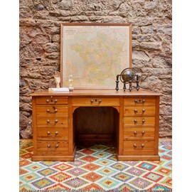 Edouard, le grand bureau en bois n°501