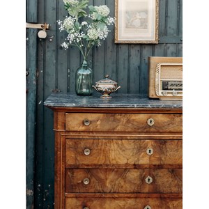 Commode en bois et marbre n°185