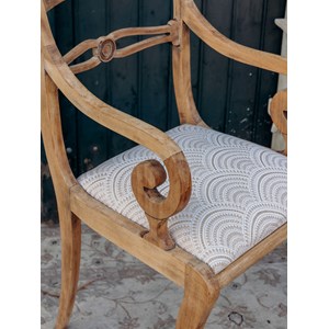Fauteuil en bois et tissu n°632
