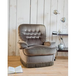 Ernest, le fauteuil en velours n°643