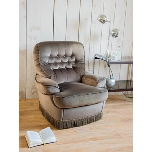 Ernest, le fauteuil en velours n°643