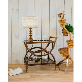 Henriette, la desserte en bambou n°147