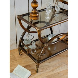 Henriette, la desserte en bambou n°147