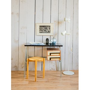 Yvan, le bureau en résine n°461