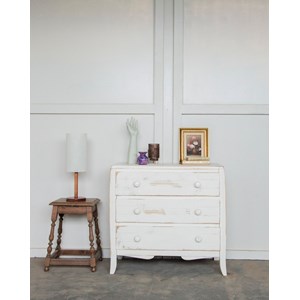 Commode en bois patinée n°199