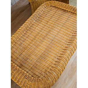 Léonie, la table basse en rotin n°371