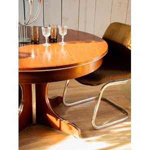 Table à manger en bois papillon n°1039