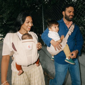 Porte bébé enfant upsie sling natural beige