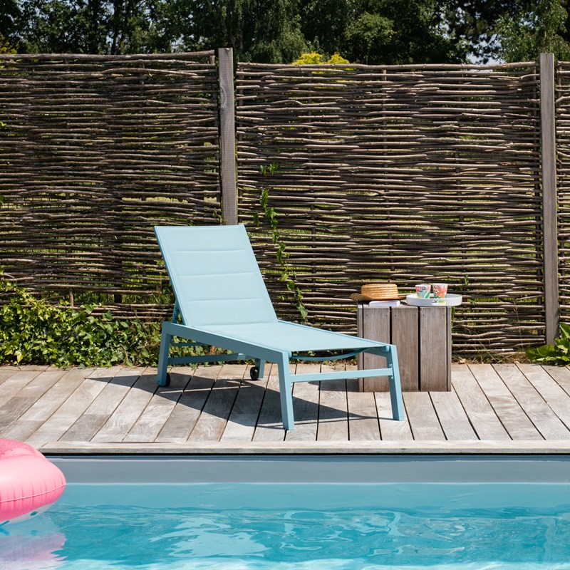 Bain de soleil barbados en textilène bleu clair - aluminium bleu clair