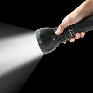 Lampe de poche mactronic blitz k12