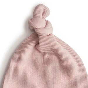 Bonnet de naissance côtelé blush