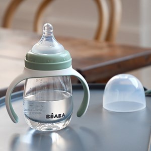 Biberon d'apprentissage 2 en 1 vert sauge (210 ml)