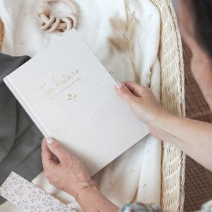 Livre souvenirs ton histoire tes 10 premières années grège