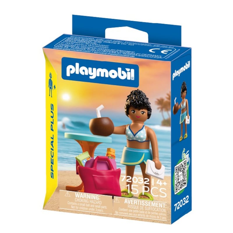 Vacancière à la plage spécial +