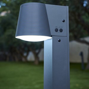 Potelet solaire noir soltek