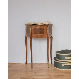 Odile, la table de chevet en bois n°649