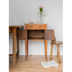 Odile, la table de chevet en bois n°648