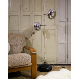 Grand lampadaire en chrome n°257