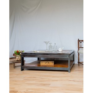 Table basse carrée en bois n°649