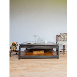 Table basse carrée en bois n°649