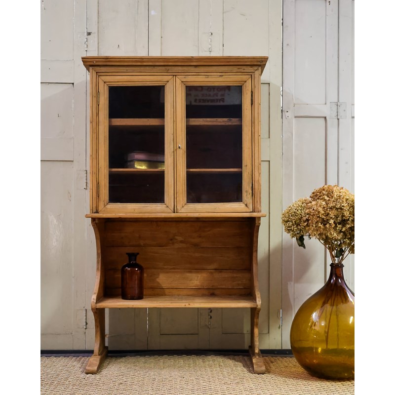 Vitrine en verre et pin n°119