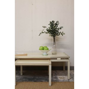 Tables gigognes en pierre et laiton n°117