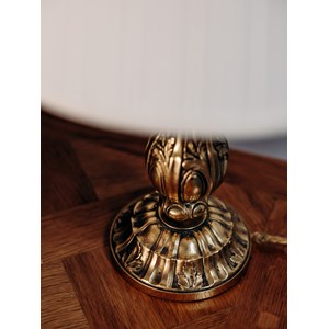 Lampe juponnée en laiton n°451