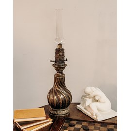 Suzanne, la lampe à huile à poser n°454