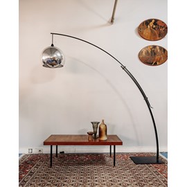 Grand lampadaire incurvé en inox n°264