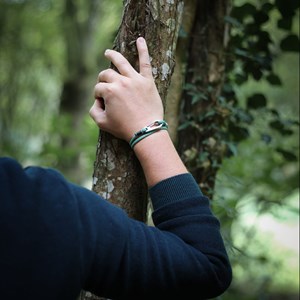 Bracelet homme mousqueton escalade vert