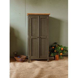 Blandine, l'armoire vert kaki n°288