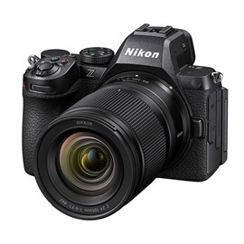 Nikon z5 ii + objectif z 24-105mm f4?7.1