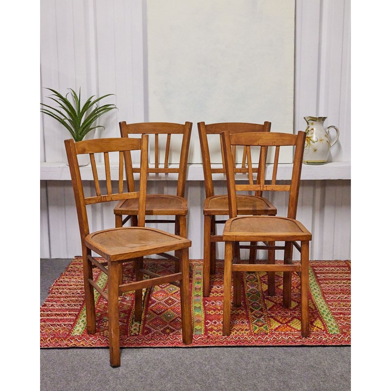 Debongout - Lot de 4 chaises bistrot en bois n°906