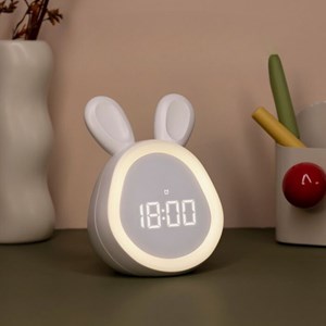 Réveil lapin blanc