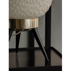 Julia, la lampe tripode à poser n°603