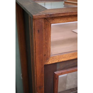 Vitrine de comptoir en bois n°117
