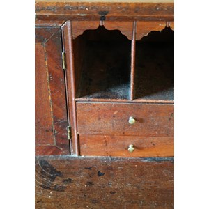 Grand secrétaire en bois foncé n°118