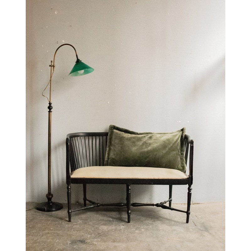 Martine, la banquette noire en bois n°35