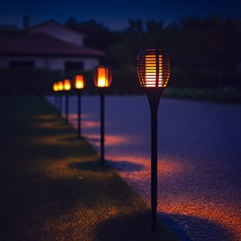 Lot de 4 torches effet flamme noir maity