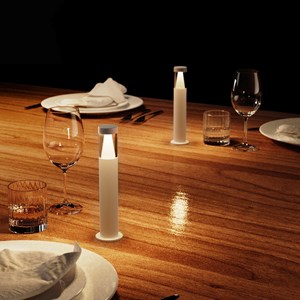 Lot de 4 lampes de table avec plateau de chargement blanc stick