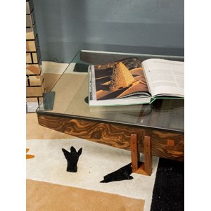 Table basse en bois de rose n°684