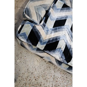 Canapé en velours guermonprez n°111